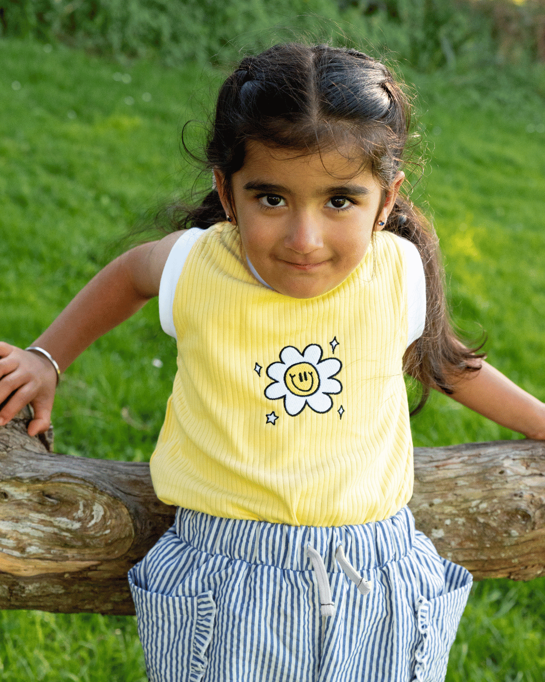 THE GIRL CLUB | Yellow Daisy Rib Tank
