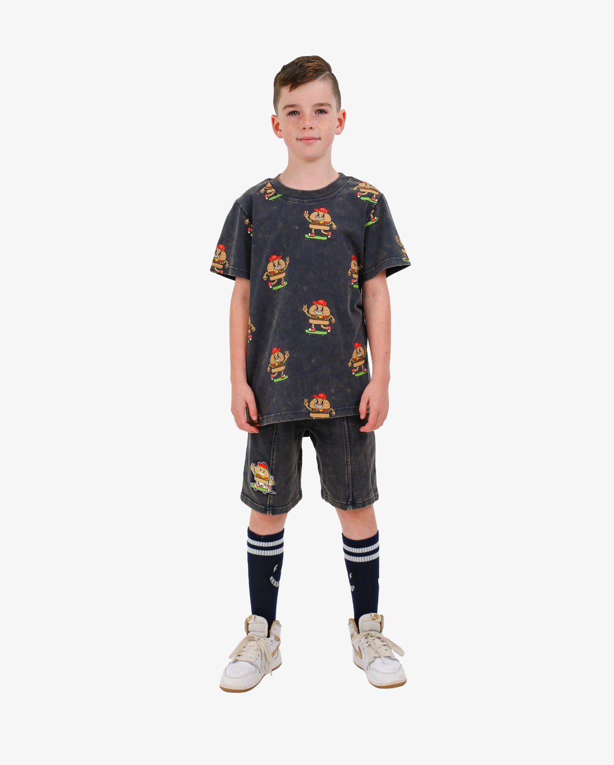 BAND OF BOYS | Navy Wash Burger Shorts