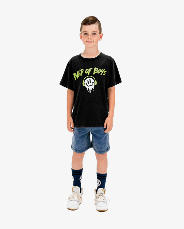 BAND OF BOYS | Black Wash BOB Smile Tee