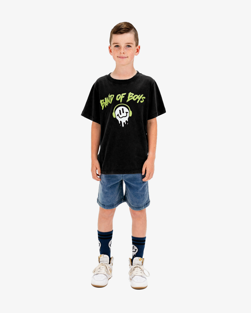 BAND OF BOYS | Black Wash BOB Smile Tee
