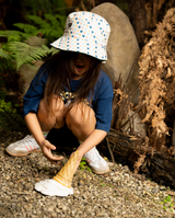 THE COLLECTIBLES | Lucky Hearts Reversible Bucket Hat