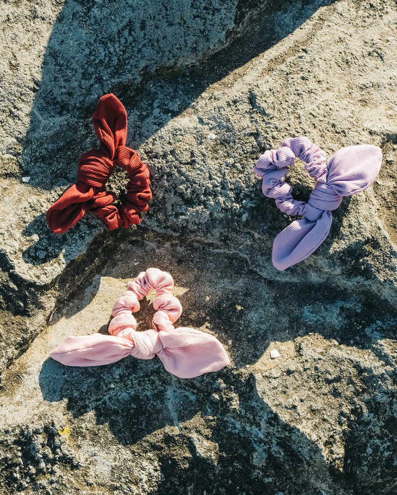 THE COLLECTIBLES | Ruby Rib Cotton Mini Bow Scrunchie